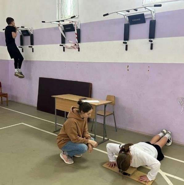 В Куеде общественники провели военно-спортивную игру для подростков